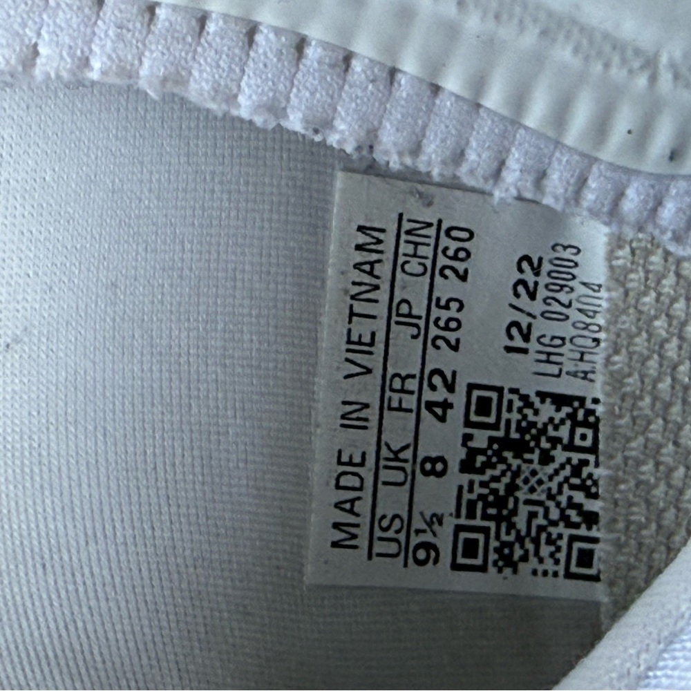 Adidas Avacourt White Women’s Shoes size 9.5 - Picture 6 of 8